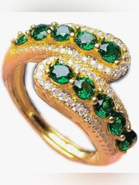 Unique Neiman Marcus  antiqued Emerald topaz figurine wrap ring adjustable